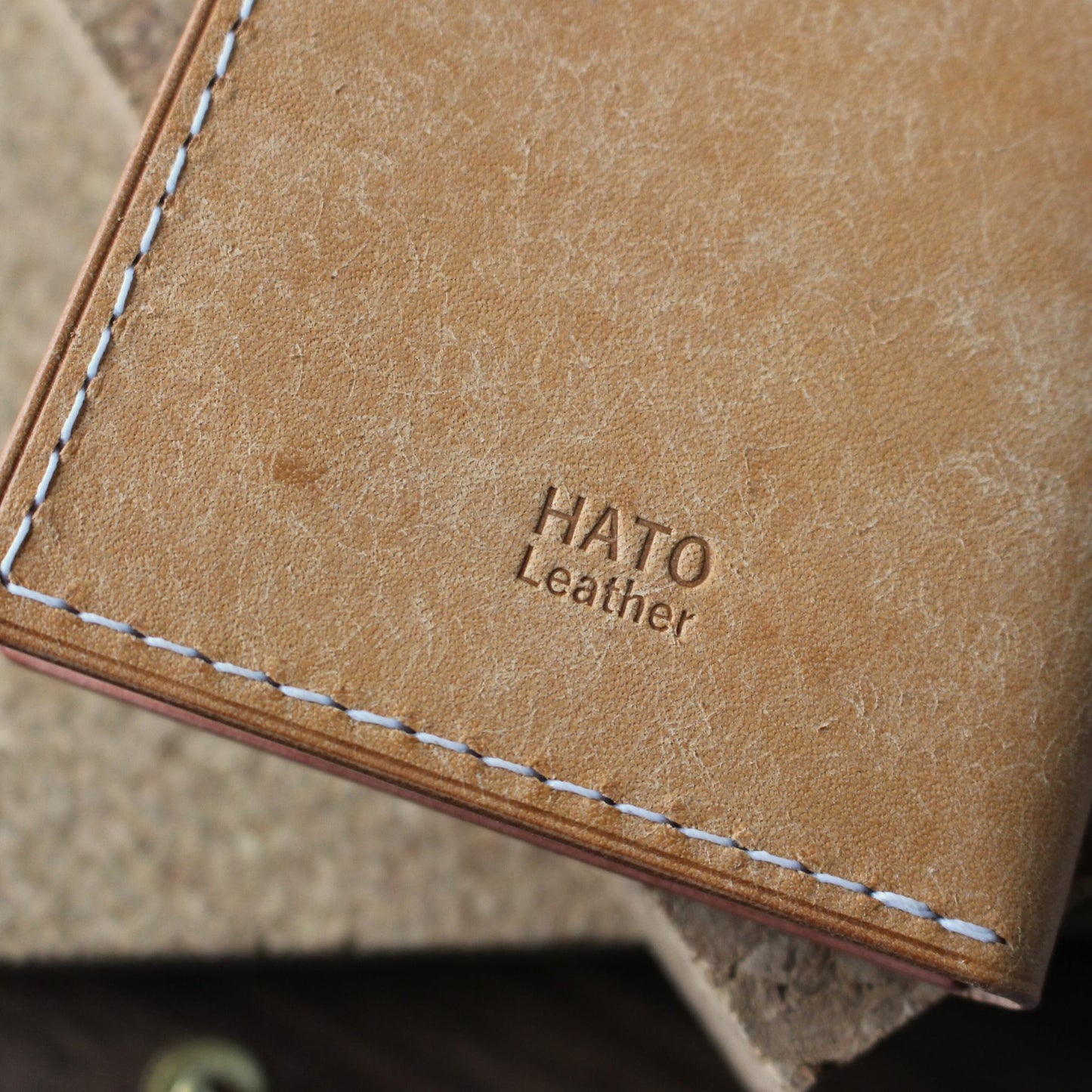 Hato Leather 品牌 logo 細節